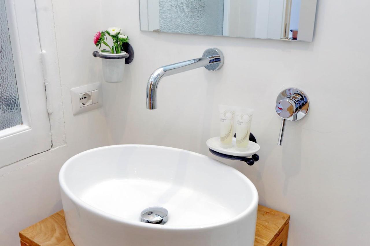 Sistina Apartment Рим Екстериор снимка