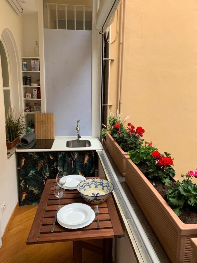 Sistina Apartment Рим Екстериор снимка