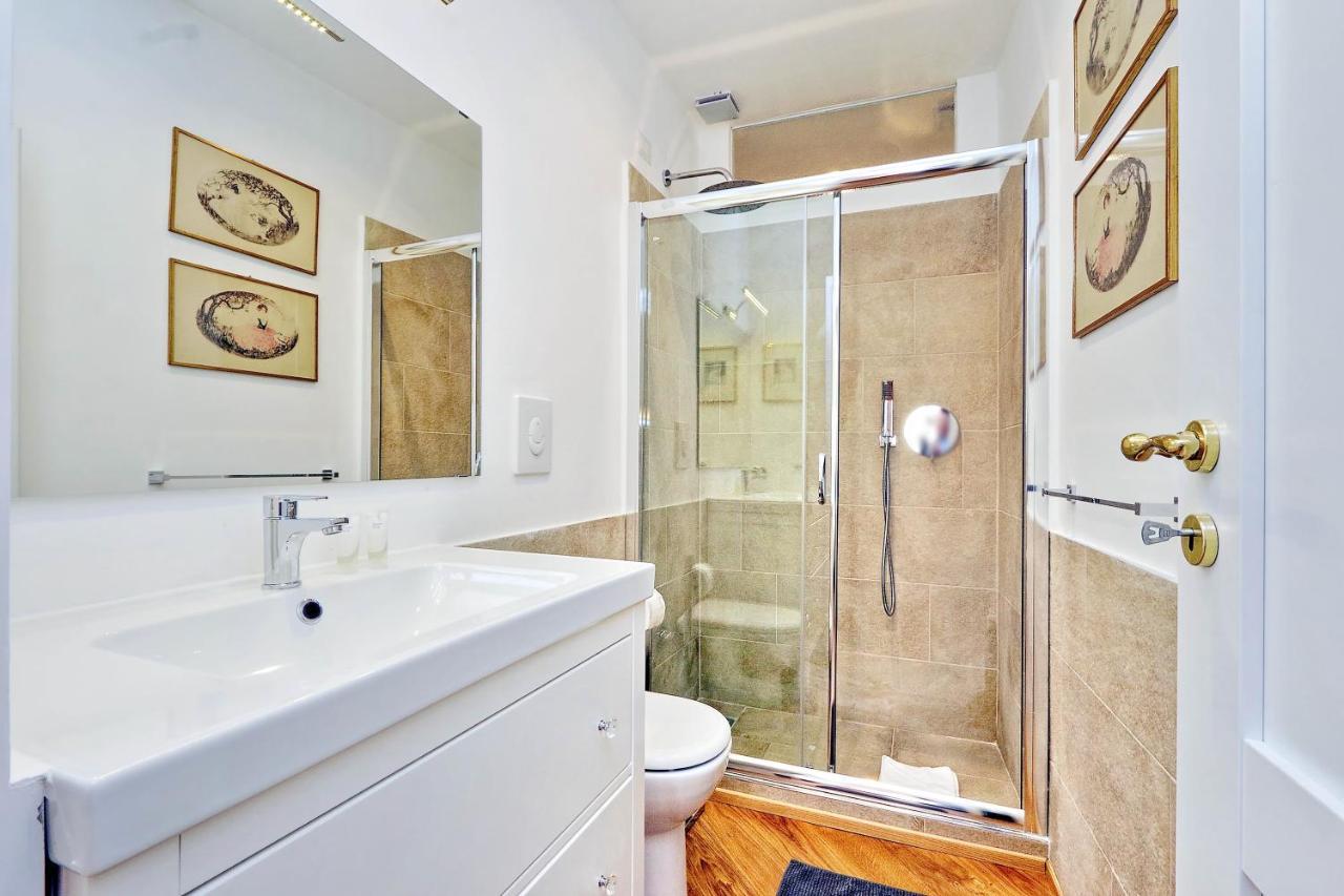Sistina Apartment Рим Екстериор снимка